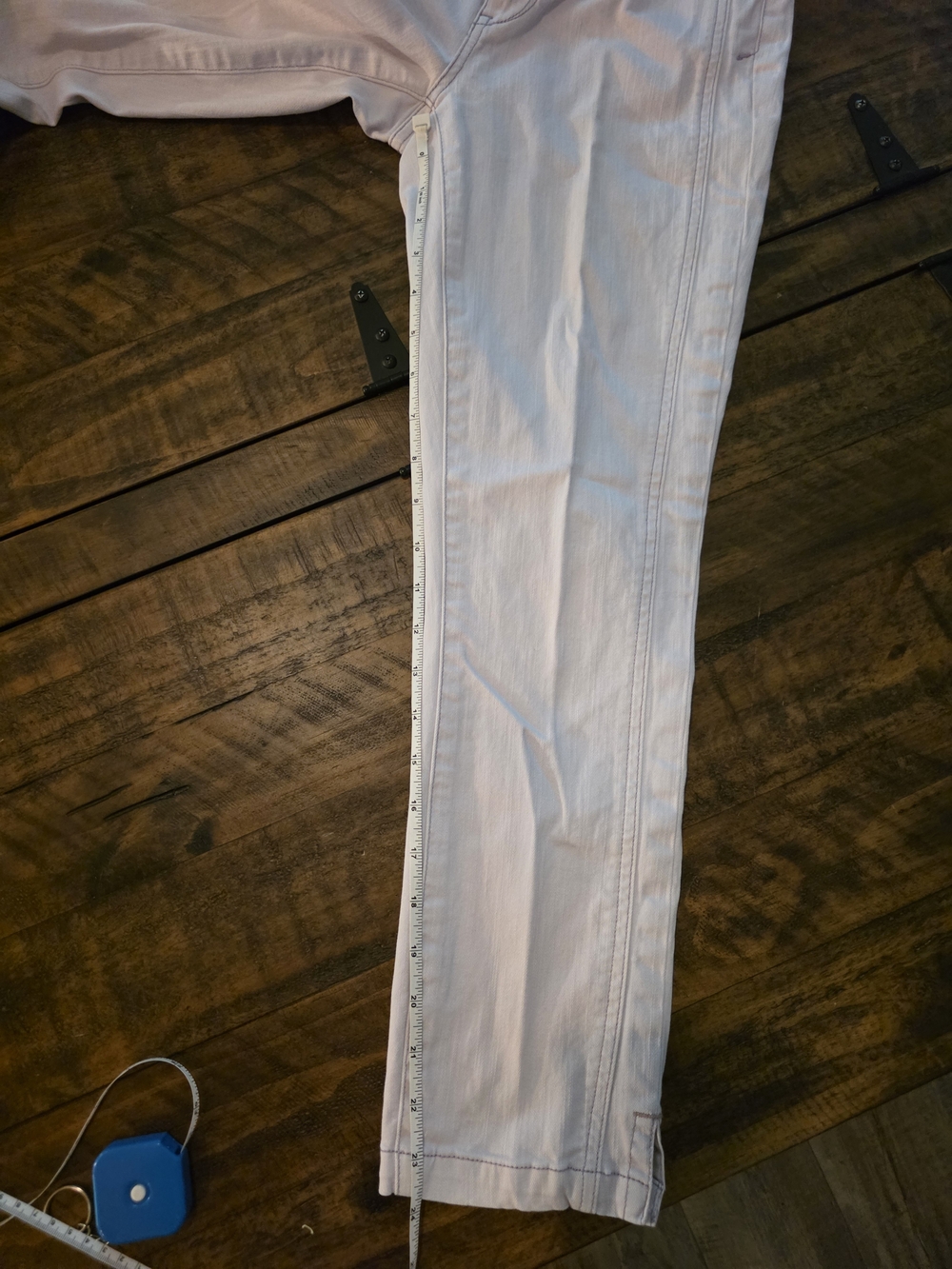 Women’s White Slim Jeans - Picture 6 of 7